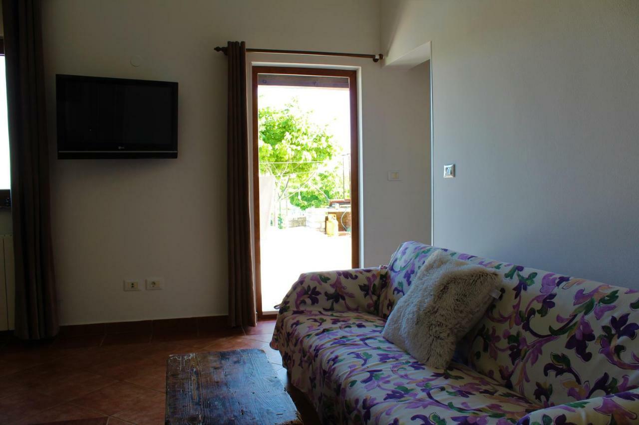 Nova Vas  Apartman Robi מראה חיצוני תמונה